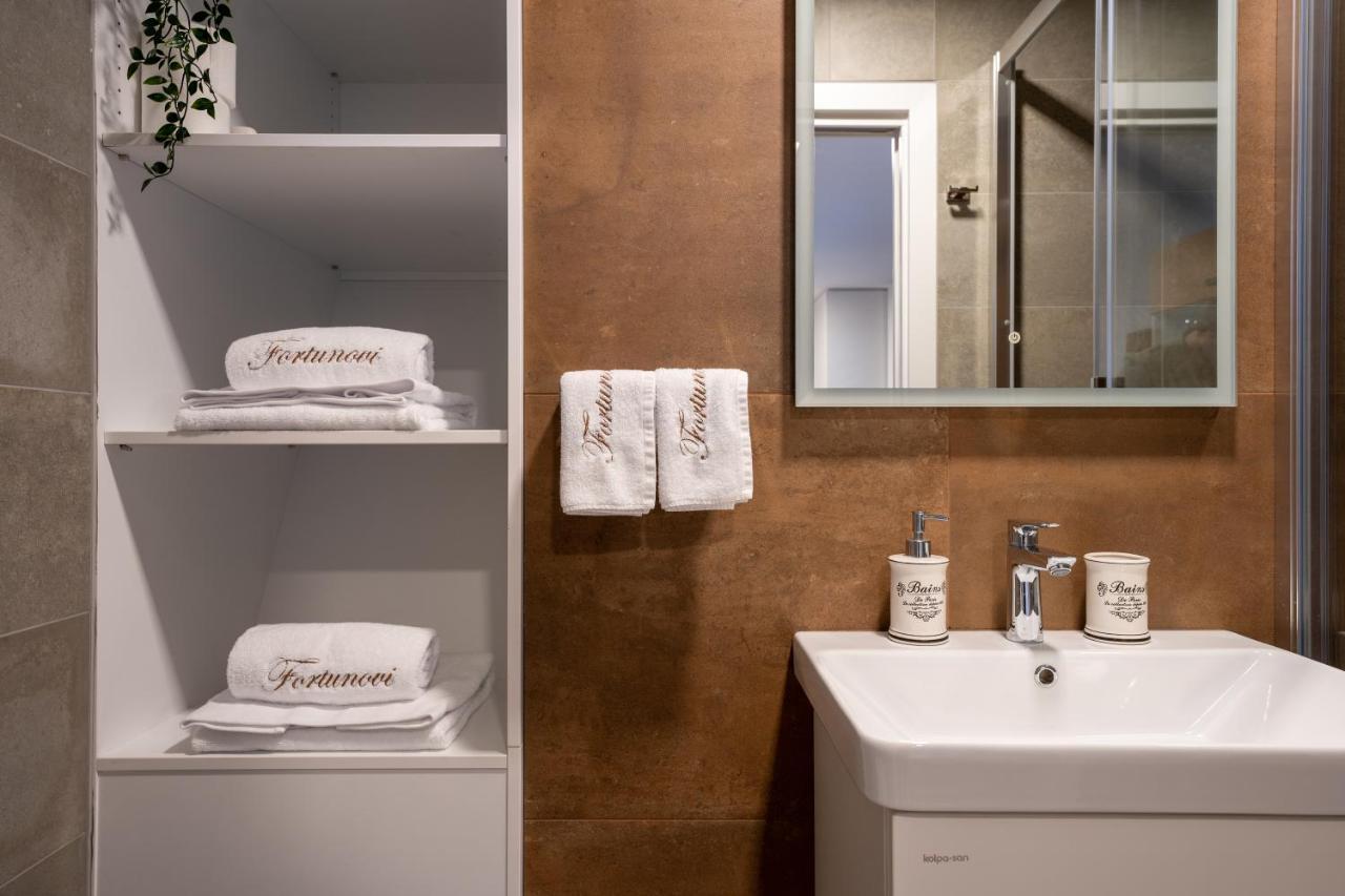 Fortun Estate - Apartmaji Ob Reki Kolpi Metlika Zewnętrze zdjęcie
